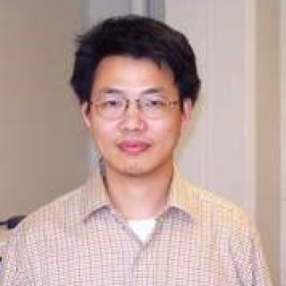 Chunhua Yuan posing for a photo